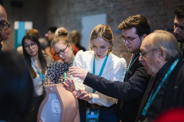 Collaboration  Médecins